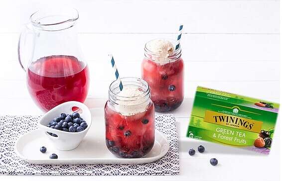 תה ירוק ואוכמניות // צילום: יח"צ